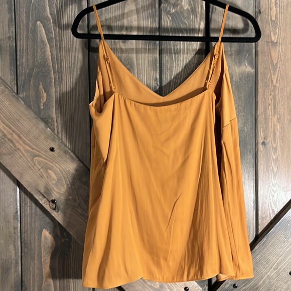 Inc | Tank Top - Picture 3 of 4